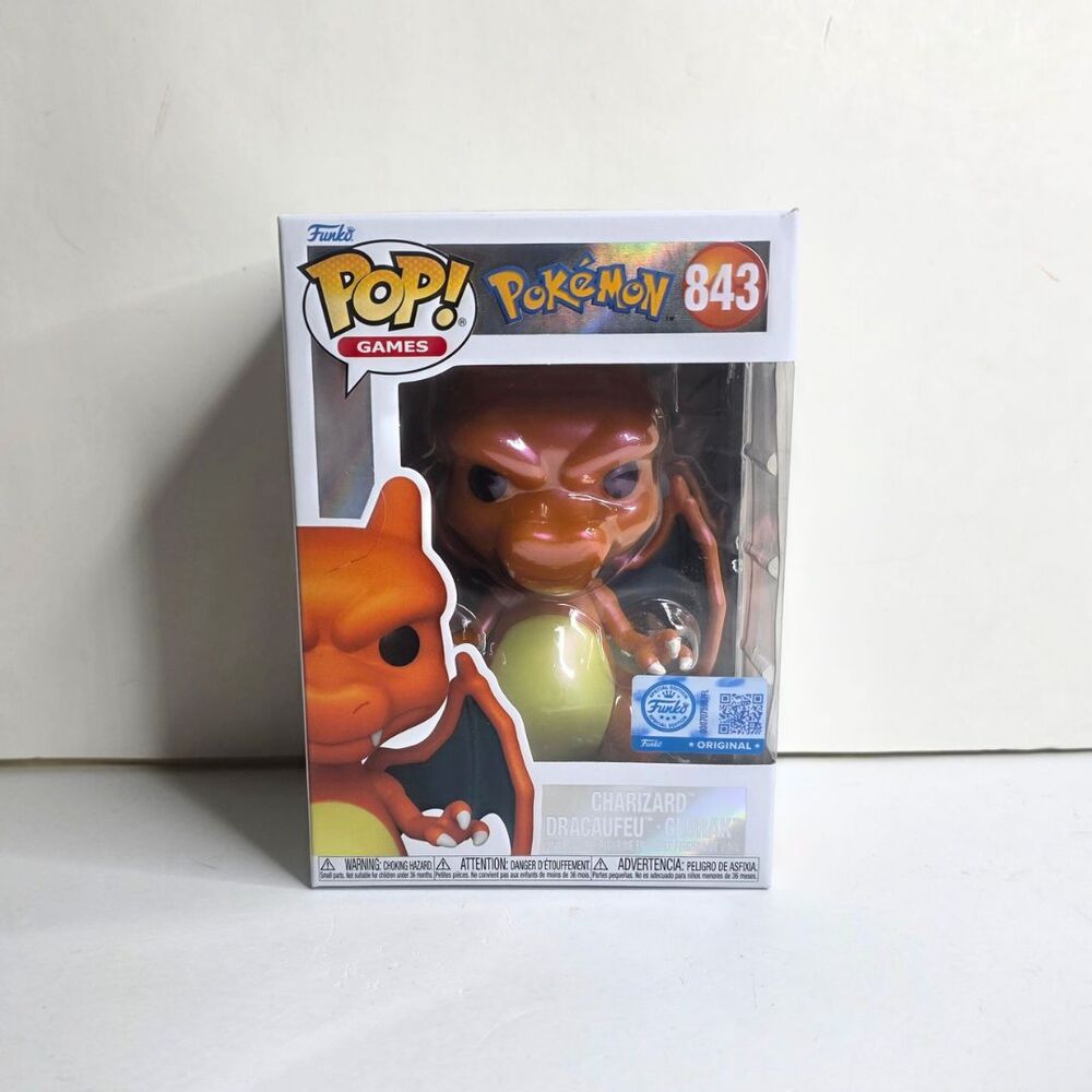 Pokémon Center Funko Pop CHARIZARD Pearlescent #843 Pokemon Vinyl Figure - NEW